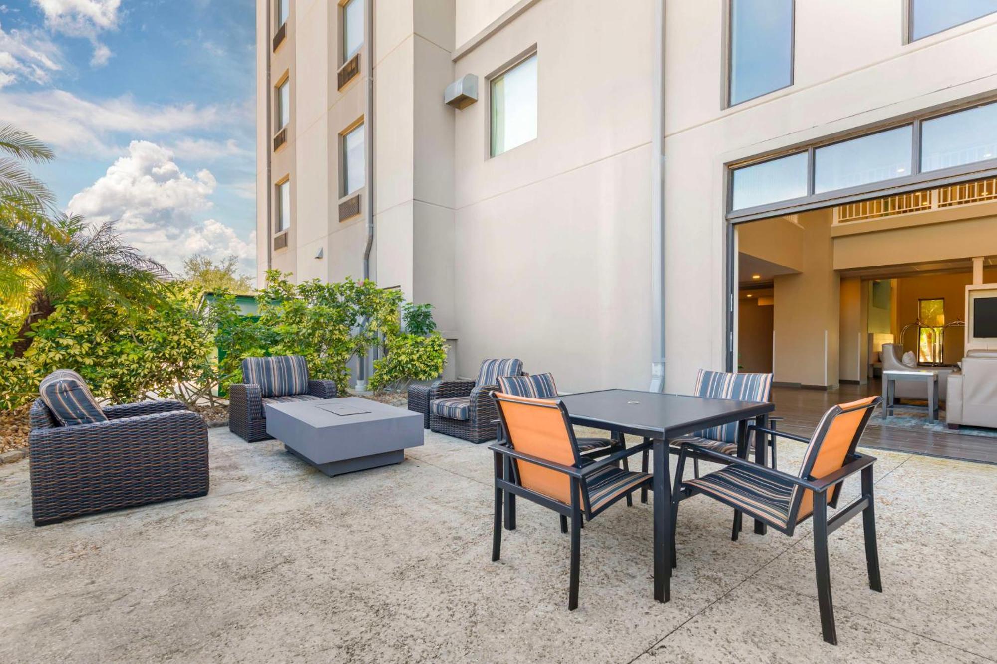 Magnolia Pointe; BW Signature Collection Fruitville 外观 照片
